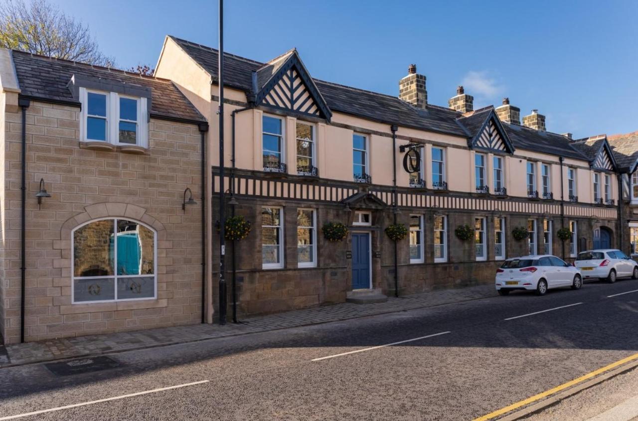 The Queens Head, Parkside 5