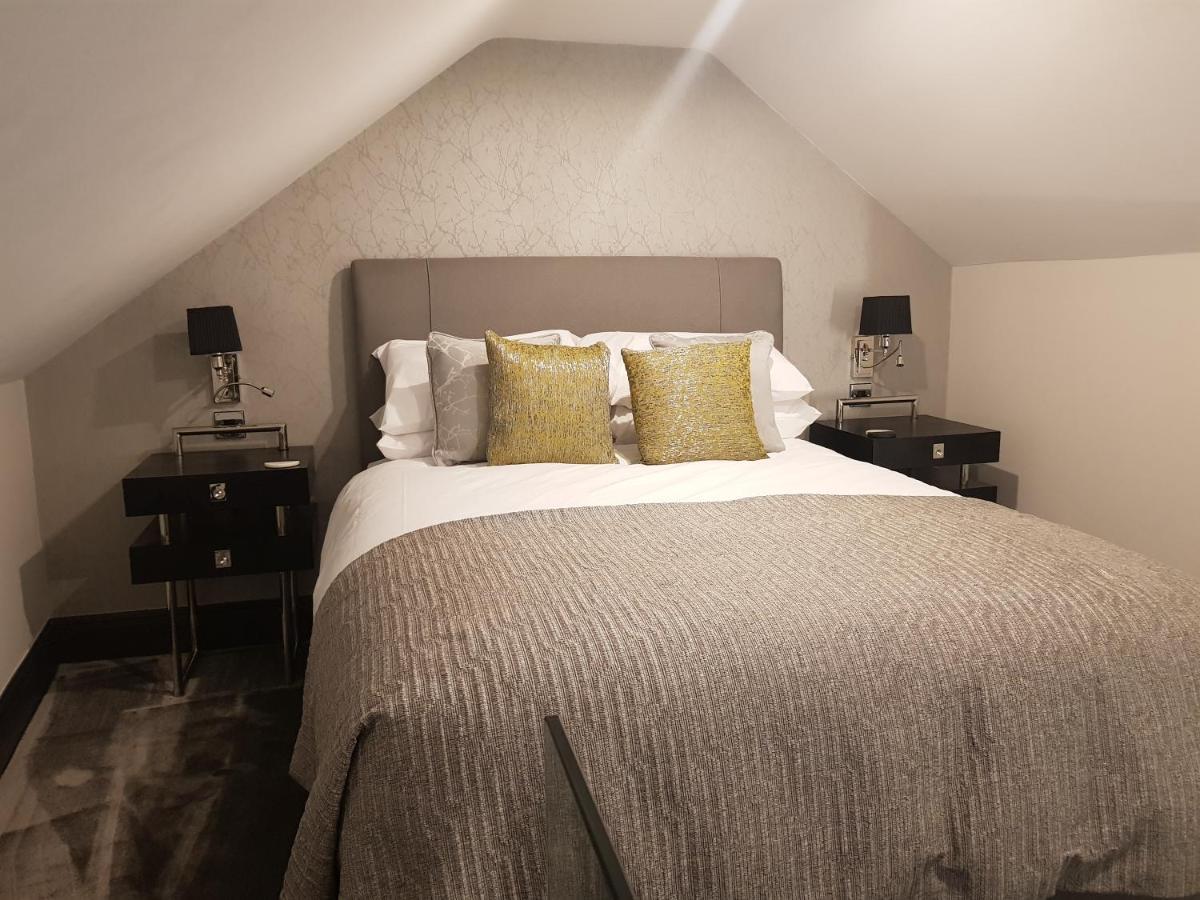 The Queens Head, Parkside 5 Apartment *